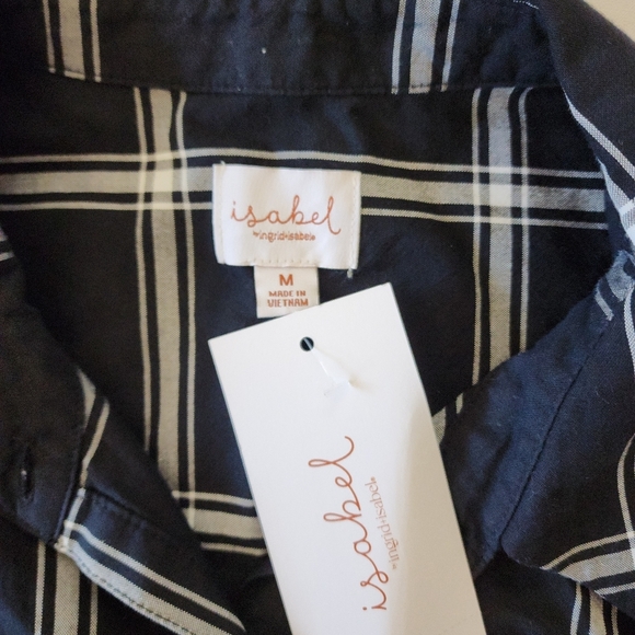 Ingrid + Isabel Maternity Long-Sleeve Women's Shirt, size M, black plaid. - Picture 4 of 5